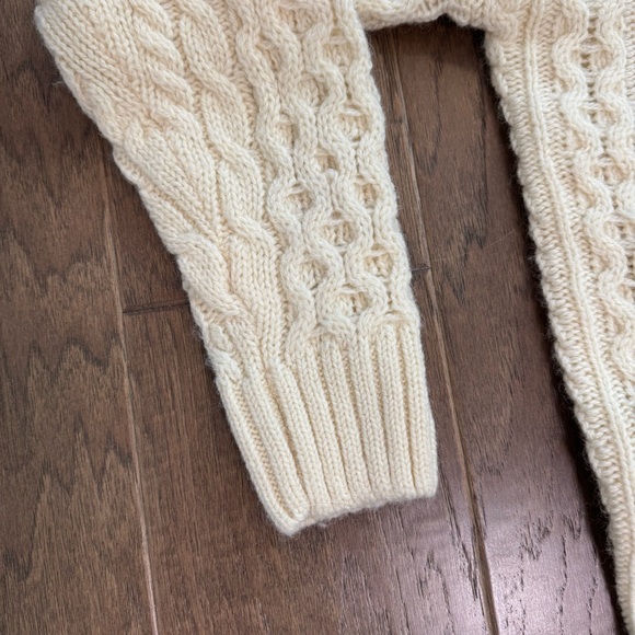 Brandy Melville Cream Knit Cardigan - Picture 4 of 9